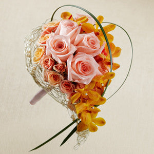 Bouquet - The Peach Waterfall™ Bouquet J-W24-4682